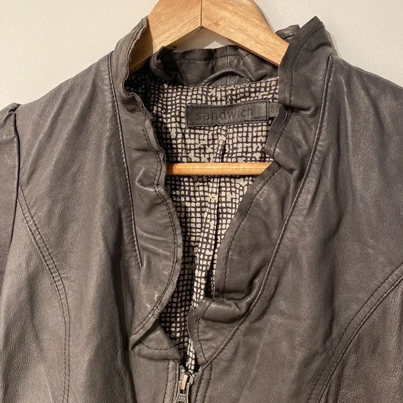 Leather cropped jacket - Picture 2 of 6